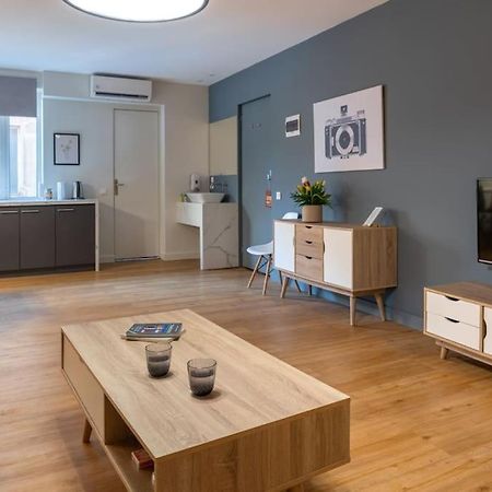 אתונה Central, Spacious Studio 5 Min Walk To Acropolis מראה חיצוני תמונה