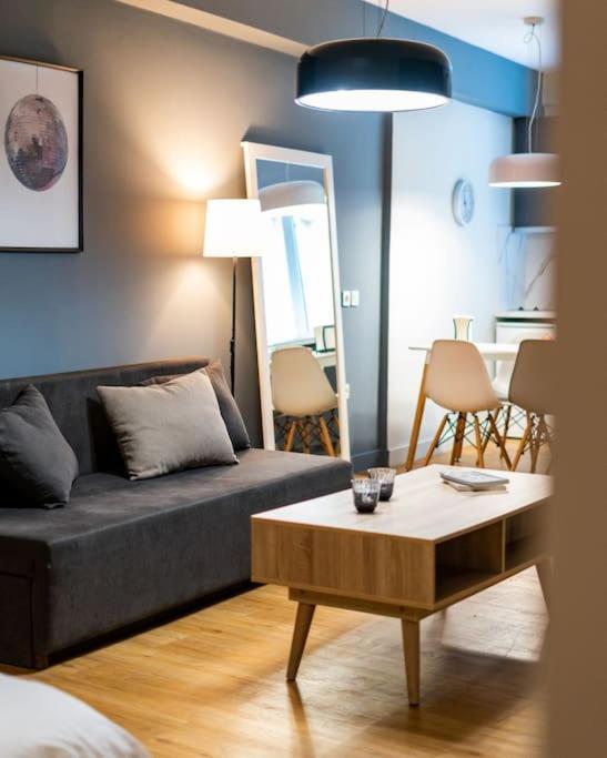 אתונה Central, Spacious Studio 5 Min Walk To Acropolis מראה חיצוני תמונה