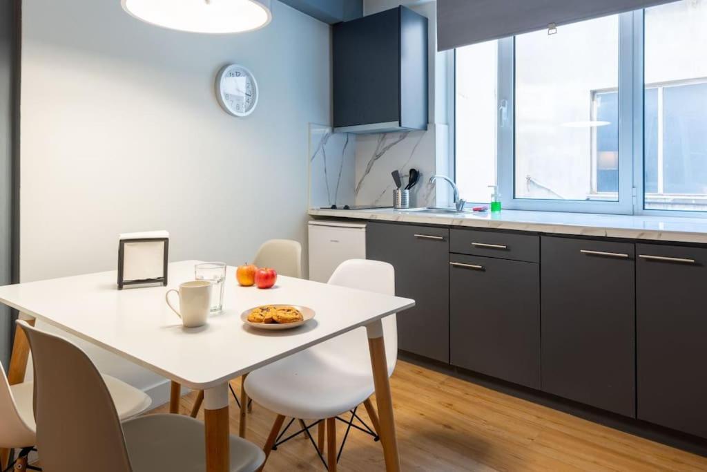 אתונה Central, Spacious Studio 5 Min Walk To Acropolis מראה חיצוני תמונה